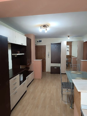 Închiriez apartament cu 2 camere bulevardul Dacia - imagine 8