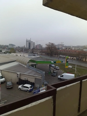 Proprietar, închiriez apartament cu 3 camere - imagine 6