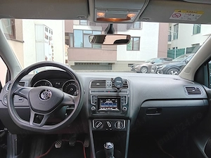 Vând VW Polo 1,4 TDI, an 2015, 112700 km, intretinere foarte bună - imagine 10