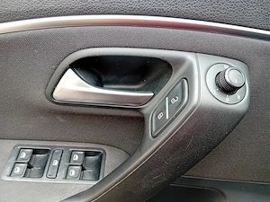 Vând VW Polo 1,4 TDI, an 2015, 112700 km, intretinere foarte bună - imagine 7
