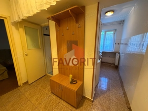 Cu centrala termica proprie. Zona Dacia. Boxa - imagine 9