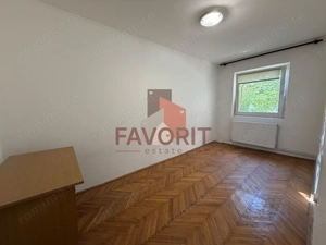 Cu centrala termica proprie. Zona Dacia. Boxa - imagine 3