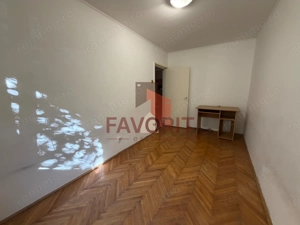 Cu centrala termica proprie. Zona Dacia. Boxa - imagine 4