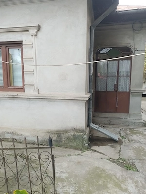Casa din caramida si teren 2500MP in Movilita Ialomita stradal DN2 - imagine 12