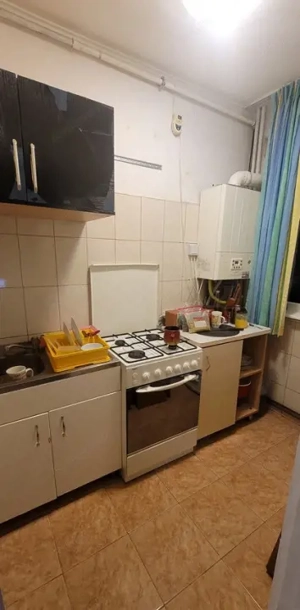 Garsonieră luminoasă | Etaj 3/9 | Astra | Centrală proprie  - imagine 6