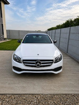 Mercedes-Benz Clasa E 220d Avantgarde (2018)   9G-Tronic  Vând Mercedes-Benz Clasa E, pachet Avantga