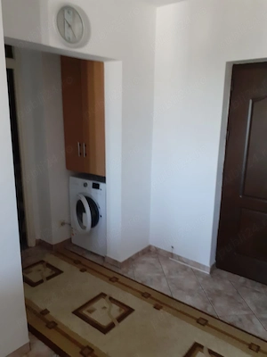 inchiriez apartament 2 camere,zona Iulius town - imagine 8