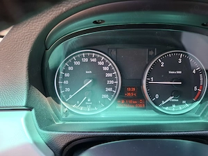 BMW 320 D 2009 (proprietar) - imagine 7