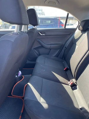 Skoda Rapid 1.6 Tdi 2016 - imagine 9