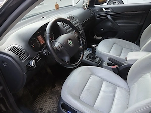 Proprietar skoda octavia diesel editie 100  pret 2700 euro fix - imagine 6