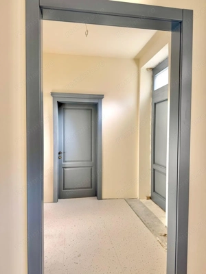3 cam in Cladire istorica- Spatiu Birouri/Rezidential- Zona Centrala - imagine 6