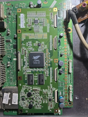 Dezmembrez tv Philips 32pf3320