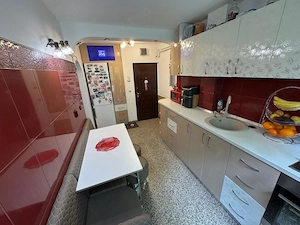 Vând apartament 2 camere Aleea Trandafirilor