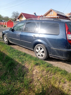 Ford mondene 2000