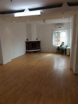 Propietar închiriez vila zona Antiaeriana 6 cam,180 mp,centrala gaze + AC - imagine 2
