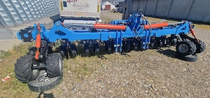 Strip Till   prelucrare teren in banda