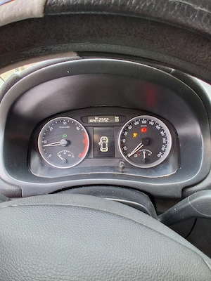 Skoda fabia - imagine 2