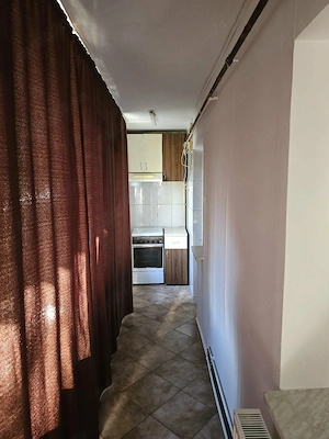 Închiriez apartament 2 camere decomandat - imagine 6