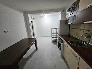 Închiriez apartament 2 camere decomandat - imagine 3