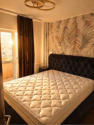 Vand apartament 2 camere metrou obor in fata blocului
