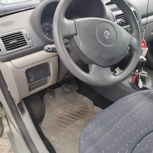 Renault Clio 1.5dCi 130.000km, consum mic - imagine 6