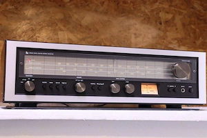 Amplificator Tuner Luxman,2x45W(R-1030). - imagine 1
