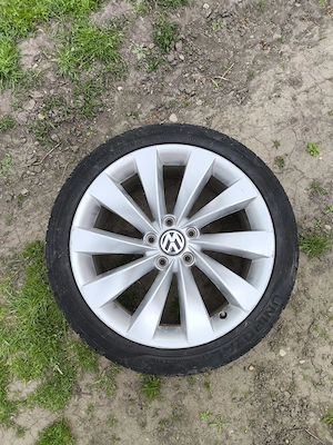 Roți r 18  cu cauciucuri 235 40 18 - imagine 3