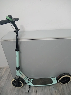 Trotineta de vânzare.