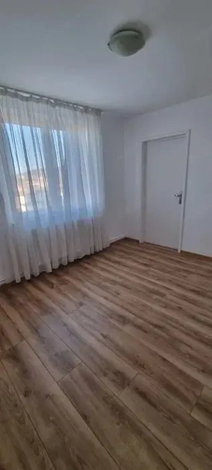 Ultracentral - Inchiriere apartament 2 camere - Piata Teatrului - imagine 2