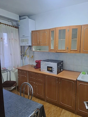 Inchiriez apartament 2 camere - imagine 4
