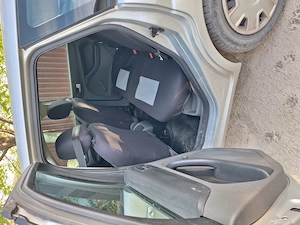 Ford Focus 1.6 an 2007 - imagine 4