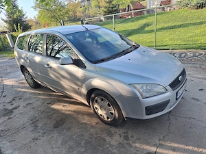 Ford Focus 1.6 an 2007 - imagine 7
