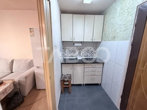Garsoniera mobilata si utilata la etaj 2 zona Broscarie Sibiu - imagine 4