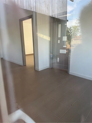 Casa noua de vanzare  - imagine 2