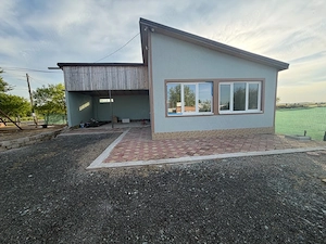 Casa noua de vanzare 