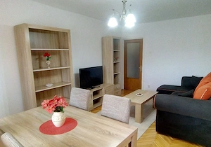 Apartament 4 camere zona P ta 1 Mai Mihalache