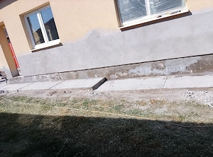 mai mult dettal privat sau la telefon  - imagine 5