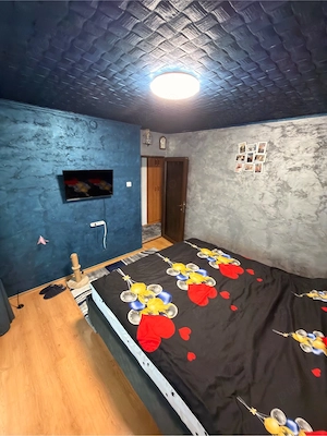 Apartament 3 camere, 77mp, intabulat, decomandat  - imagine 2