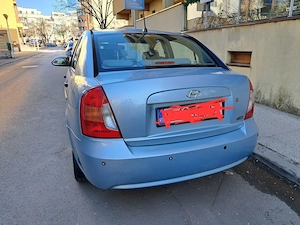 vand Hyundai Accent 1.5 CRDI - imagine 6