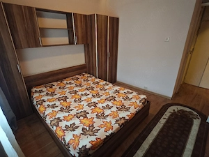 închiriez apartament 2 camere 
