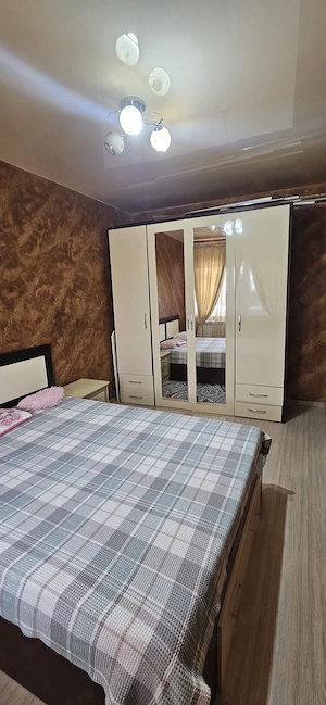 Proprietar-Vand ap 3 camere,stradal.Pret 79990 Euro - imagine 3