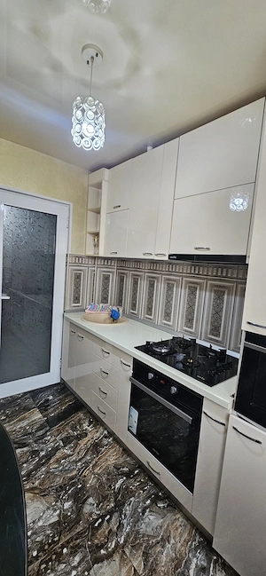 Proprietar-Vand ap 3 camere,stradal.Pret 79990 Euro - imagine 5