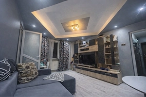 vand apartament cu 3 camere