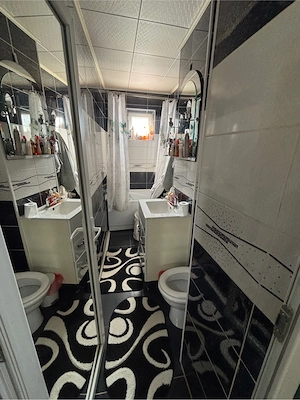 vand apartament cu 3 camere - imagine 9