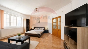 Pensiune de vanzare in Eforie Nord , Marea Neagra 300 mp teren - imagine 4