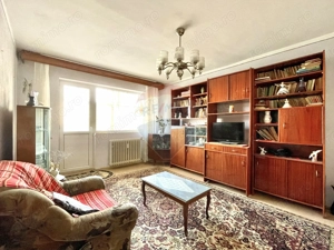 Apartament cu 3 camere de vânzare -  Casa de Cultura - imagine 2