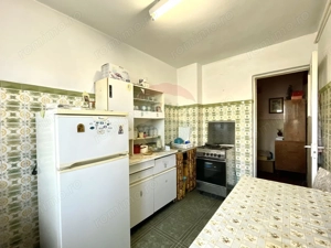 Apartament cu 3 camere de vânzare -  Casa de Cultura - imagine 9