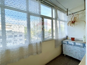 Apartament cu 3 camere de vânzare -  Casa de Cultura - imagine 12