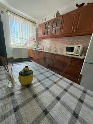 Apartament cu 2 camere de închiriat - imagine 4