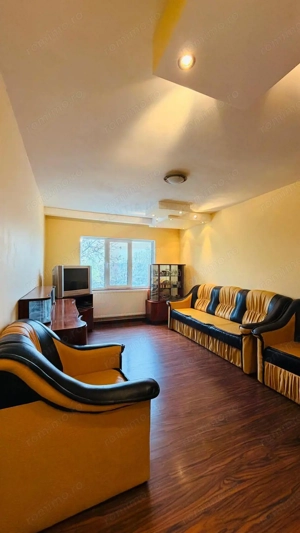 De vanzare Apartament 3 camere Tiglina 3, Galati, 75mp, et.4/4 - imagine 6